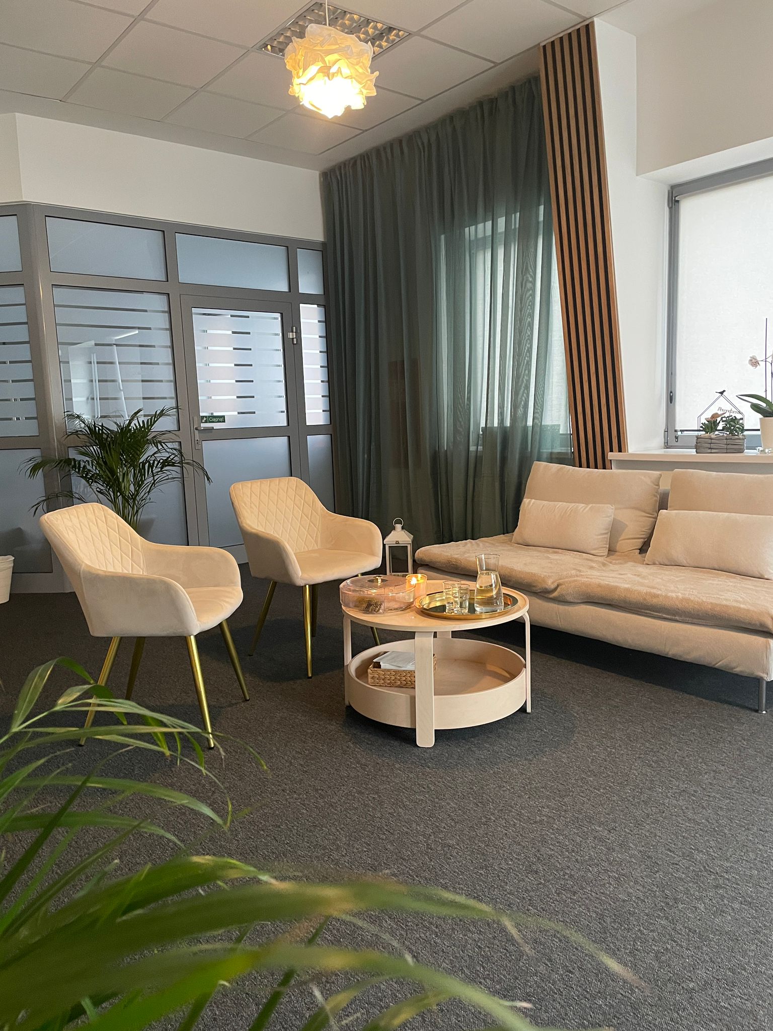 Recepcja i strefa relaksu Wave Pilates Club